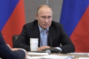 Путин: нужно наладить механизм взаимодействия центра и регионов