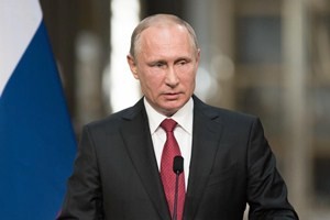 Путин: власти продолжат поддерживать волонтеров